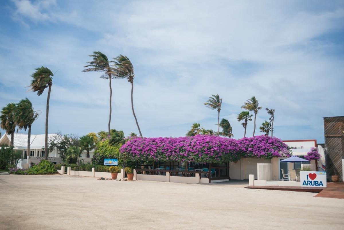 Aruba Beach Villas Palm Beach Exterior photo