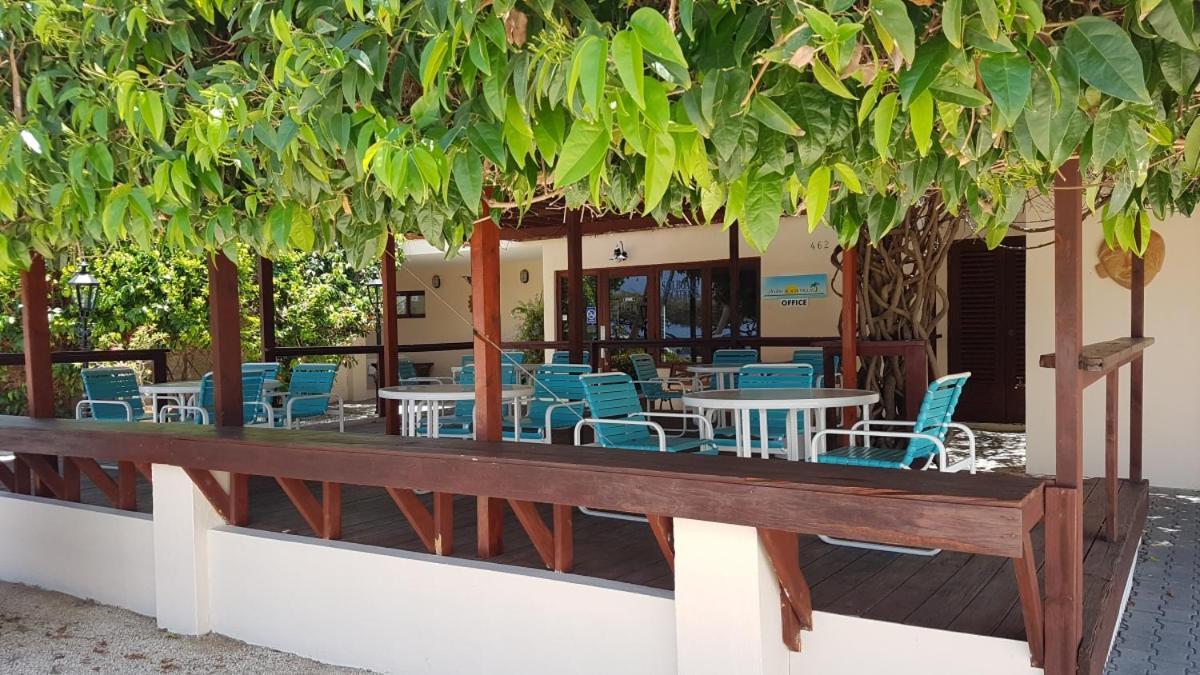 Aruba Beach Villas Palm Beach Exterior photo